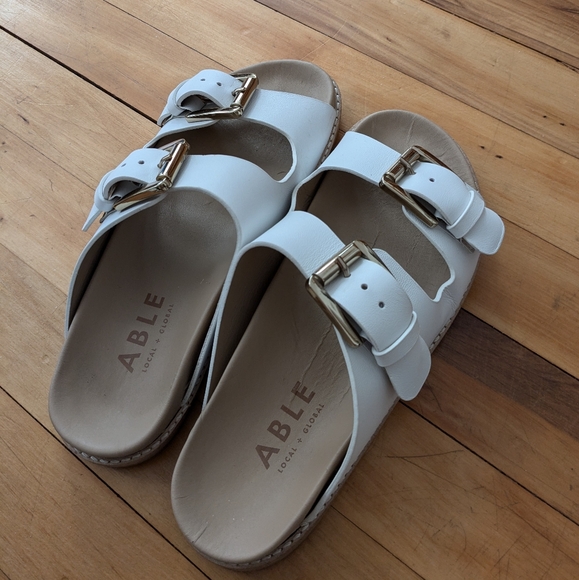 Able leather sandals - like new - Picture 2 of 6
